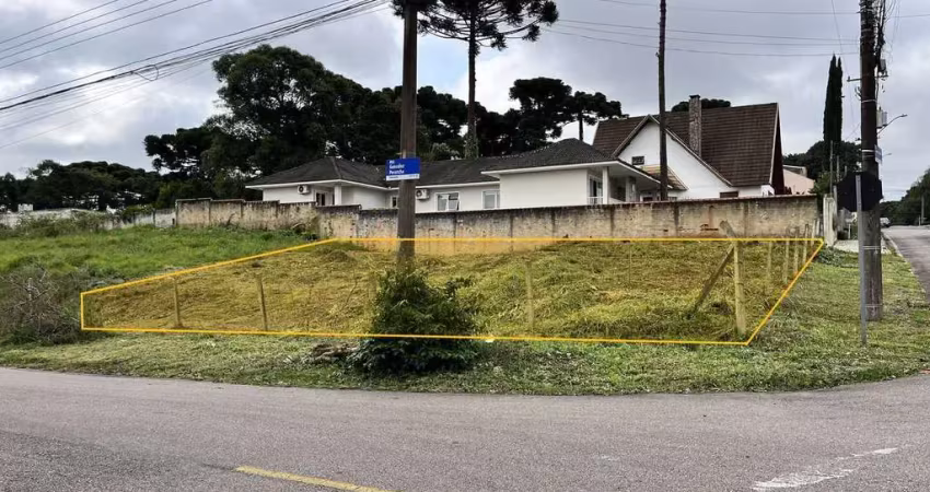 Terreno de esquina no bairro aristocrata – localização nobre!