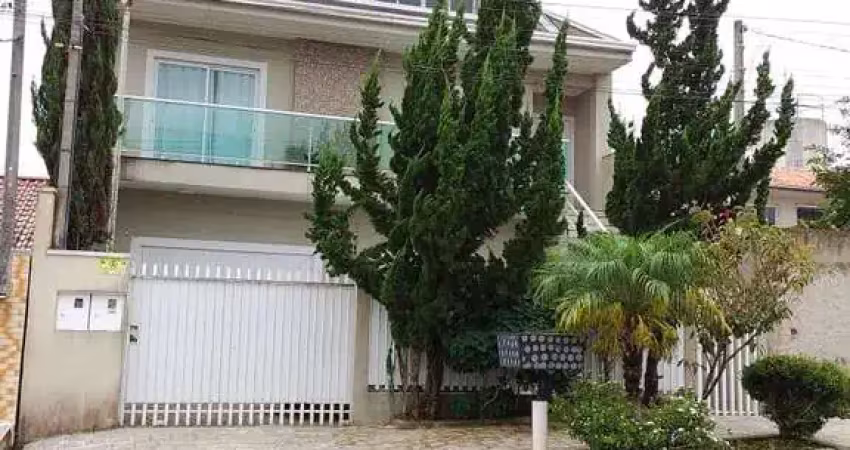 Sobrado de alto padrão com 3 suítes e espaço gourmet – sjp