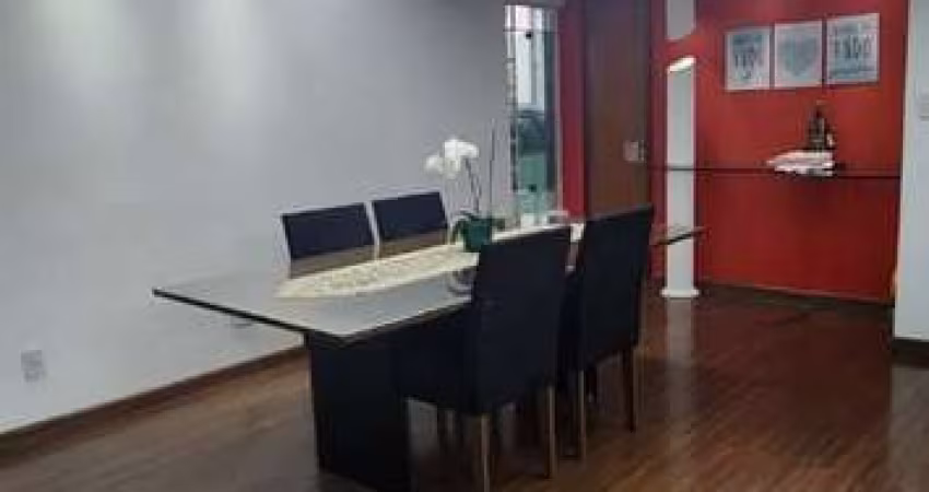 Apartamento de alto padrão com 220m²