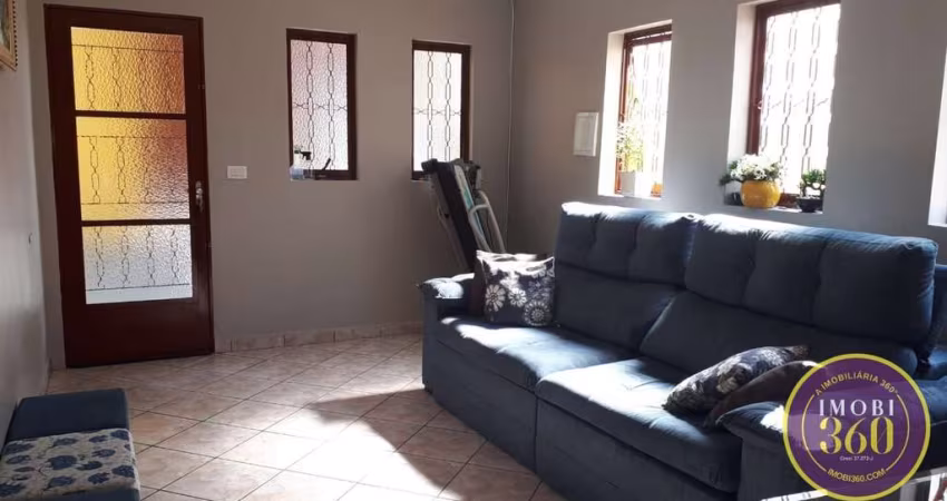 CASA A VENDA NA VILA CARMOSINA 3 DORMITÓRIOS SUÍTE