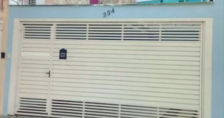Sobrado à Venda em Vila Salete, São Paulo - SP
