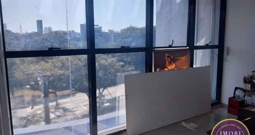 Salas para alugar 15m² em frente a estação guilhermina