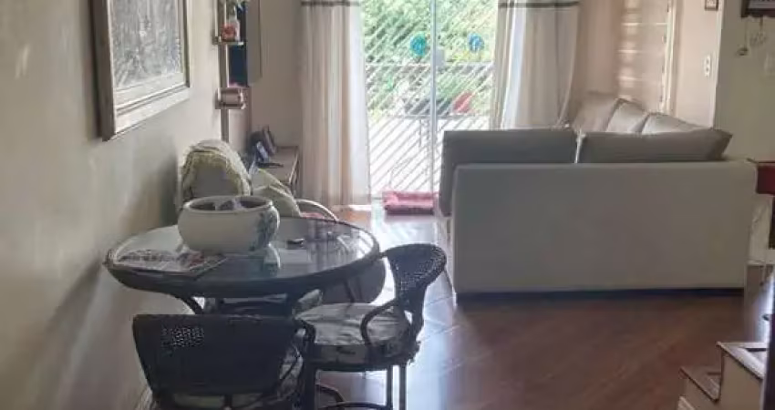 Sobrado com 02 dormitórios e suíte com vaga de garagem na vila formosa