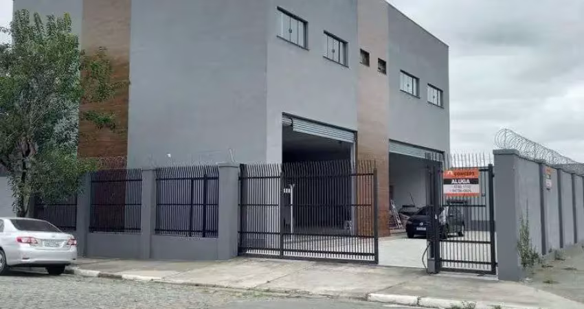 Galpão e salão para locação em suzano 300 mts com mezanino