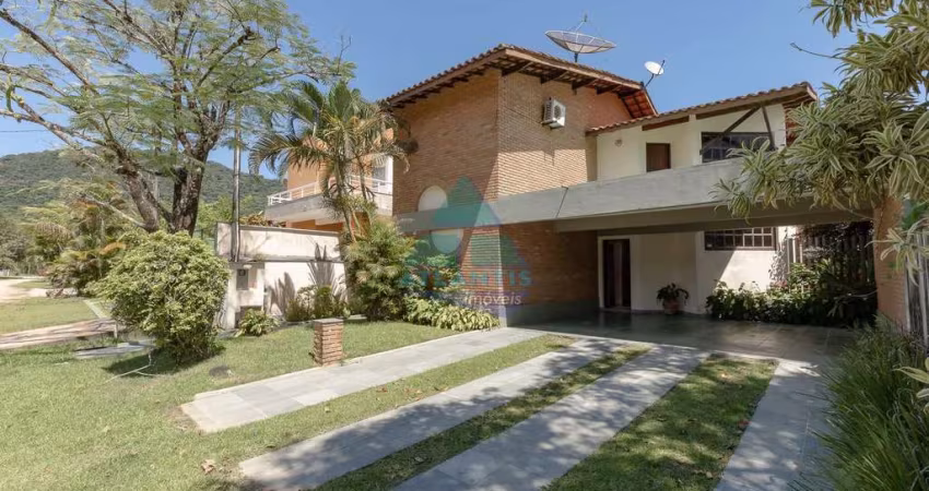 Casa com 3 quartos, Condomínio Lagoinha, Ubatuba - R$ 1.5 mi, Cod: 2665