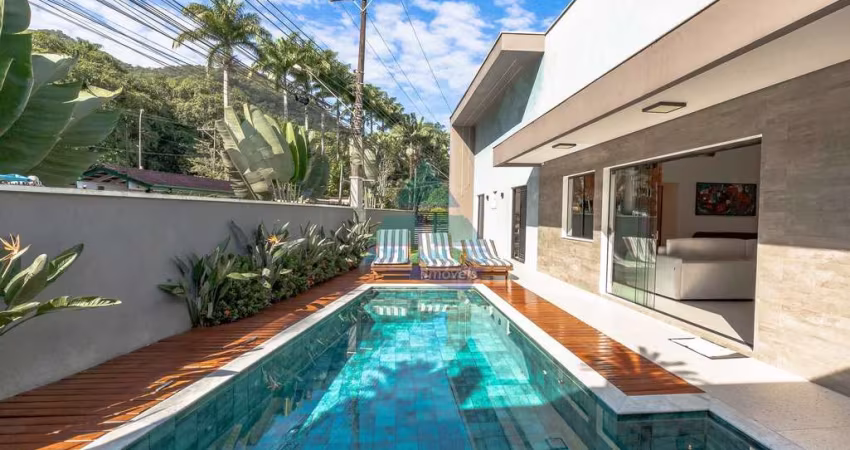 Casa com 4 quartos, Pedra Verde, Ubatuba - R$ 2.35 mi, Cod: 2555