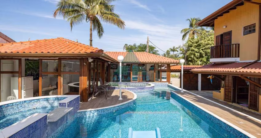 Casa com 8 quartos, Enseada, Ubatuba - R$ 3.1 mi, Cod: 2712