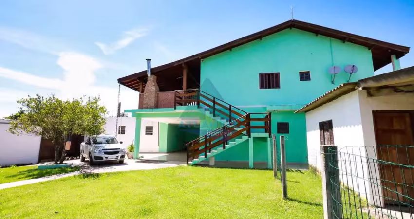 Casa com 6 dorms, praia do sapê, ubatuba - r$ 1.8 mi, cod: 1371