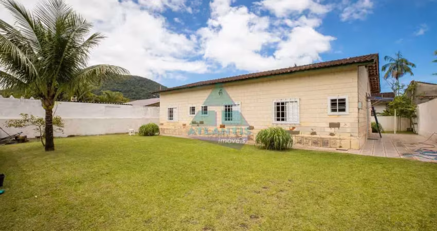 Casa com 5 quartos, Praia da Lagoinha, Ubatuba - R$ 615 mil, Cod: 1614