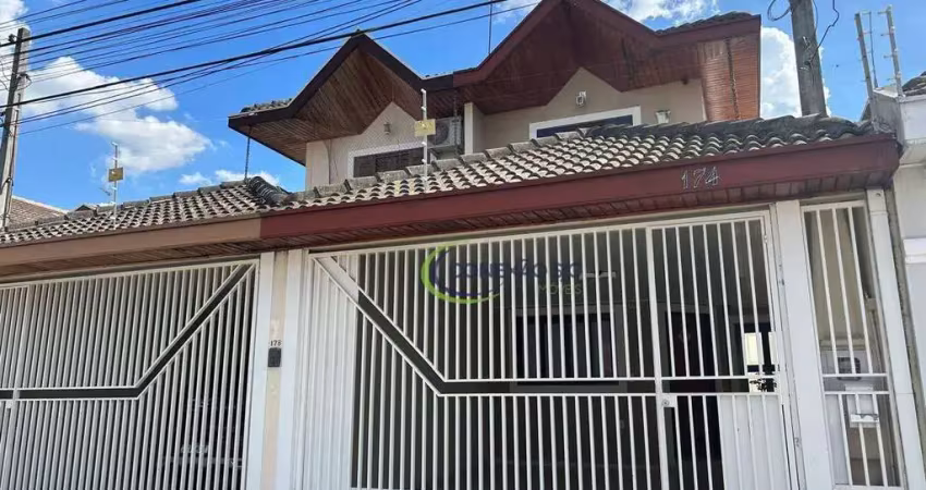 Sobrado com 4 dormitórios à venda, 124 m² por R$ 750.000,00 - Jardim das Indústrias - São José dos Campos/SP
