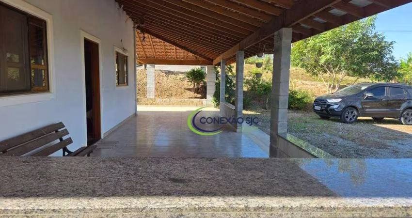 Chácara com 2 dormitórios à venda, 1500 m² por R$ 600.000 - Chácara Marambaia - Caçapava/SP