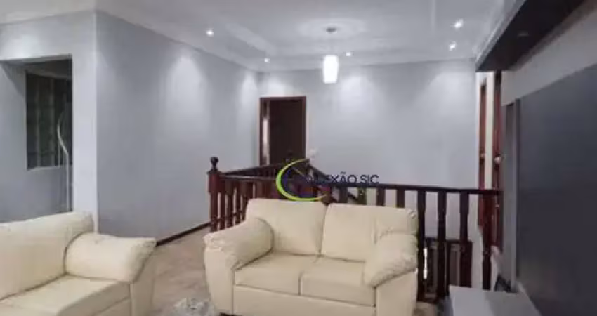 Sobrado em condomínio fechado com 5 dormitórios e 4 suítes e churrasqueira e vaga de garagem