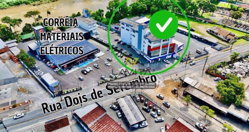 Sala Comercial com 447m² (andar inteiro) Para Aluguel, Locação - Bairro Itoupava Norte - Blumenau SC | La Vita Imóveis