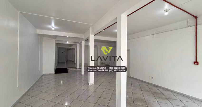 Grande sala comercial no bairro Coloninha em Gaspar/SC, em frente a Linhas Círculo