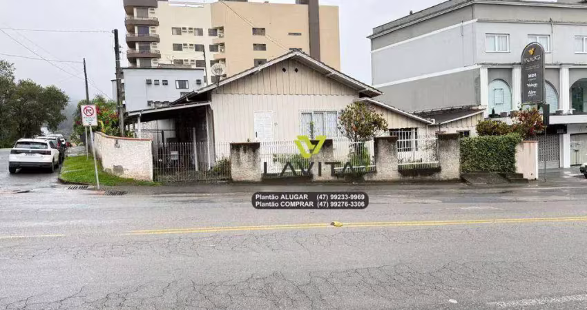 Casa com 167,18m2 em terreno com 280m2 no bairro vorstadt próximo a nova cooper em blumenau!