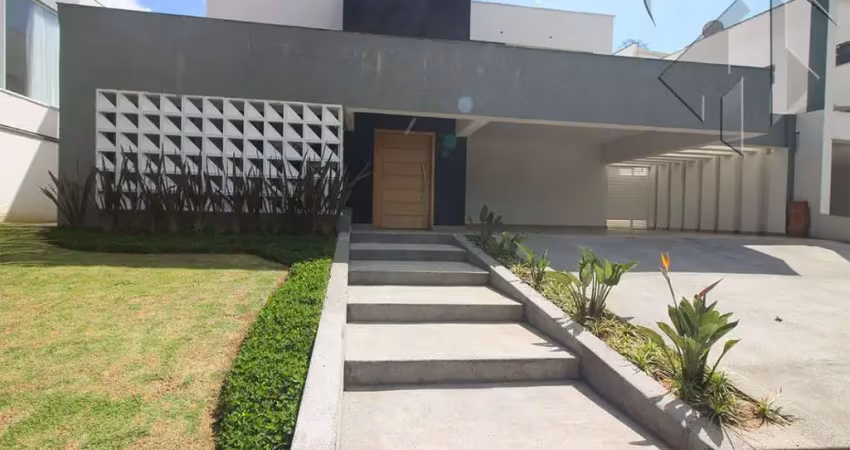 Casa em condomínio fechado com 3 quartos à venda no Granja Viana, Cotia 