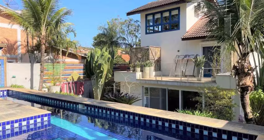 Casa em condomínio fechado com 3 quartos à venda no Granja Viana, Cotia 