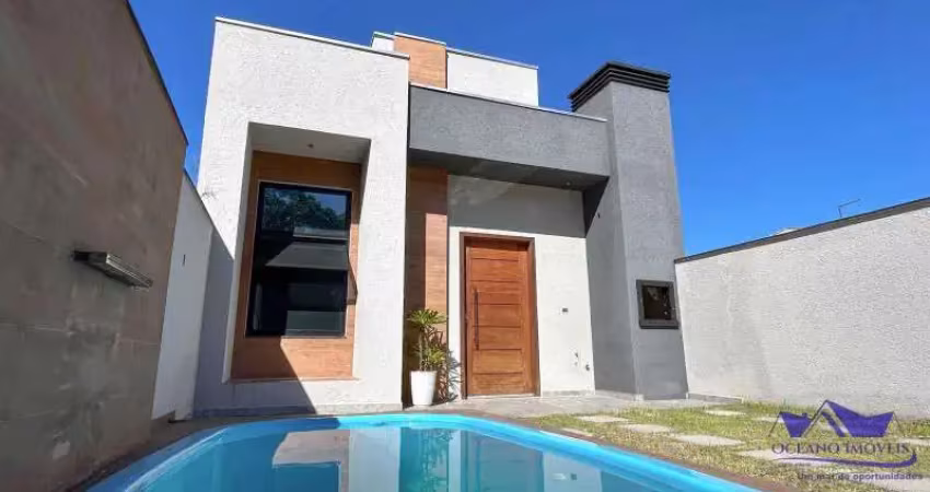 Casa com 3 dormitórios e piscina balneário nereidas