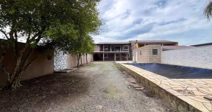 Sobrado com piscina no balneário nereidas, guaratuba