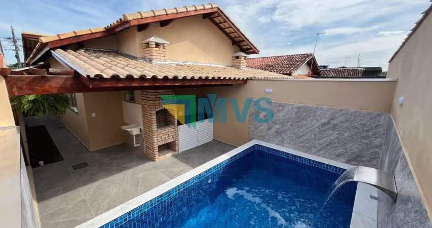 Imperdível casa à venda em Itanhaém-SP, Bairro Bopiranga: 2 quartos, 1 suíte, 2 banheiros, 2 vagas, 61,50 m².