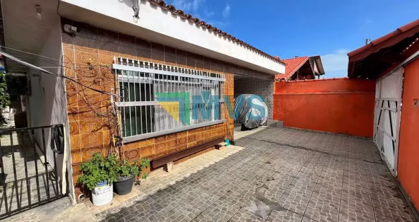Imperdível casa à venda em itanhaém-sp, balneário gaivota: 3 quartos, 2 salas, 3 banheiros, 3 vagas de garagem, 145 m².