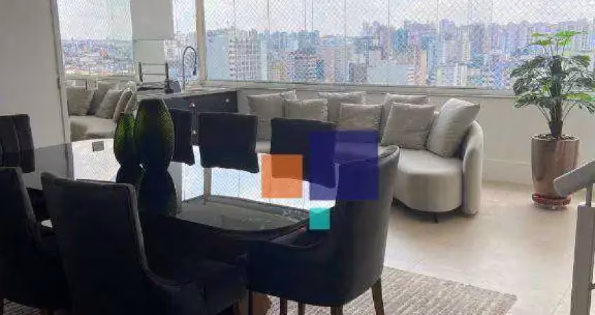 Cobertura a venda com 228m², 2 suites sendo 1 master e 4 vagas - Centro
