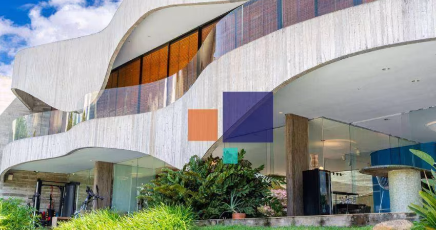 Residência Alto padrão em Condomínio 1.065m² com 05 suíte, 04 vagas - Vende-se em Valinhos