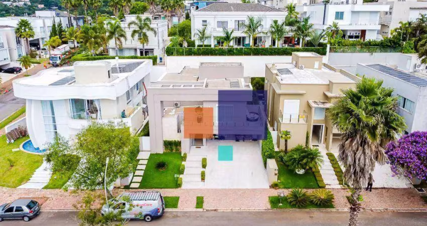 Casa alto padrão com 437m², 05 suítes, 03 vagas, piscina - vende-se em