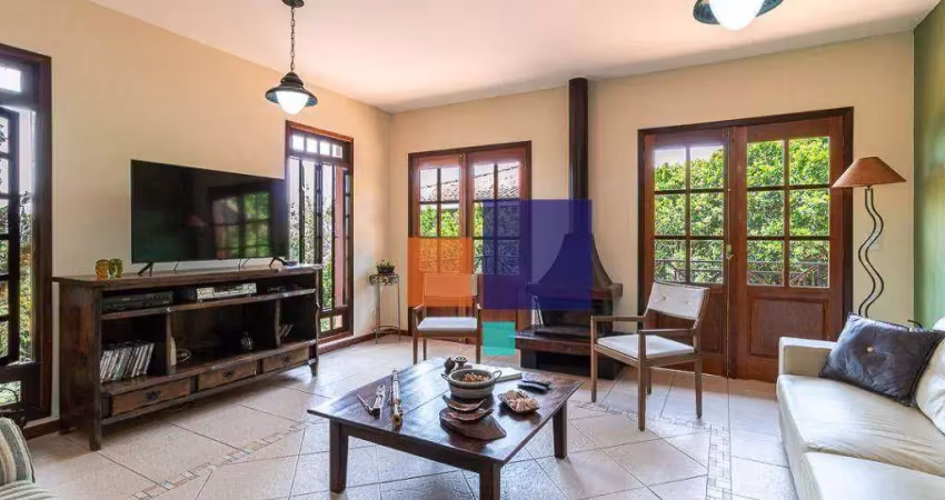 Casa a venda com 291m², 4 quartos, 4 suites e 4 vagas - parques das artes