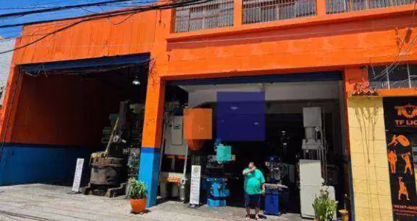 Prédio comercial com 1.770m², refeitório, vestiário e 05 banheiros - aluga-se no brás