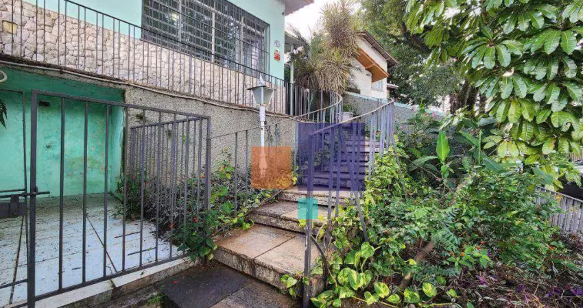 Sobrado a venda com 184m², 3 quartos, 2 banheiros e 1 vaga - água fria