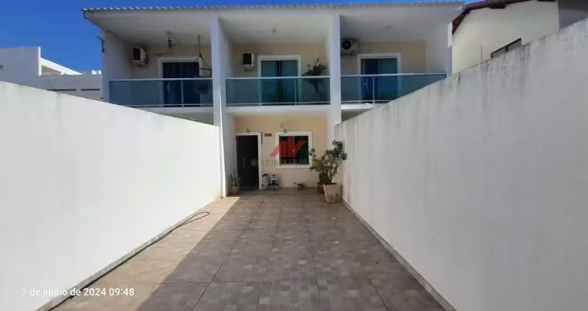Casa 2/4 [1suite] - semi-mobiliada - excelente localização
