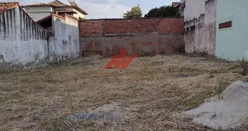 Terreno à venda no Centro, Araruama 
