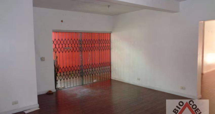Casa sobrado com 3 quartos (1 suíte) com armários embutidos, 5 banheiros, cozinha, 3 salas amplas, escritório, Lavanderia, quarto de empregada, churra