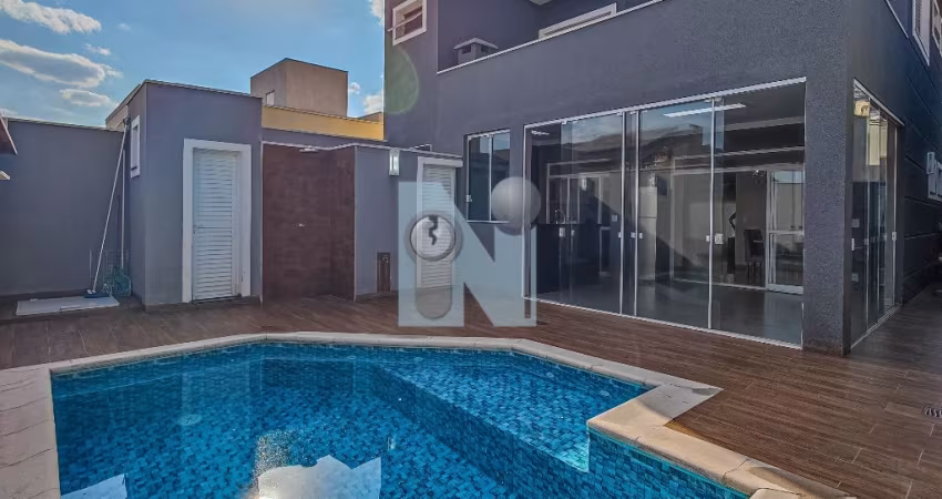 Sobrado Aconchegante com 3 Suítes e Piscina no Residencial Nova Aliança