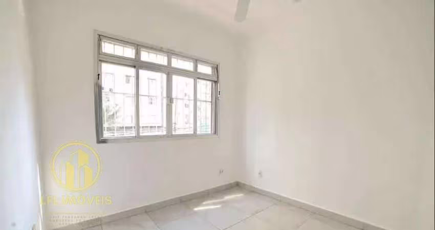 Apartamento à venda, com 2 dormitórios, sem vaga. Liberdade.