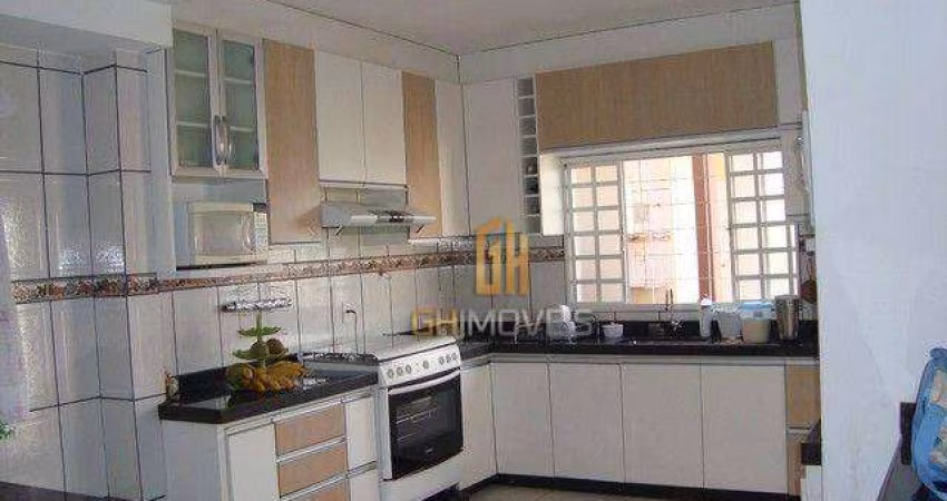 Sobrado à venda, 198 m² por R$ 680.000,00 - Jardim Presidente - Goiânia/GO