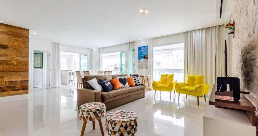 Imperdível! Apartamento de luxo com 3 quartos e 3 suítes no Centro de Guarujá-SP, 175m² e 3 vagas de garagem. Confira já!