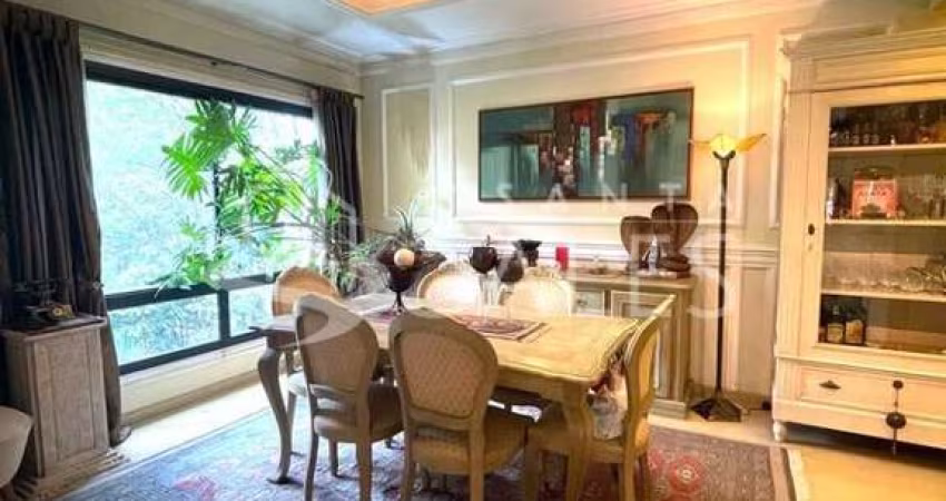 Apartamento de Luxo em São Paulo-SP: 4 Quartos, 4 Suítes, 5 Banheiros, 4 Vagas de Garagem e 350m² no Jardim Vitória Régia.
