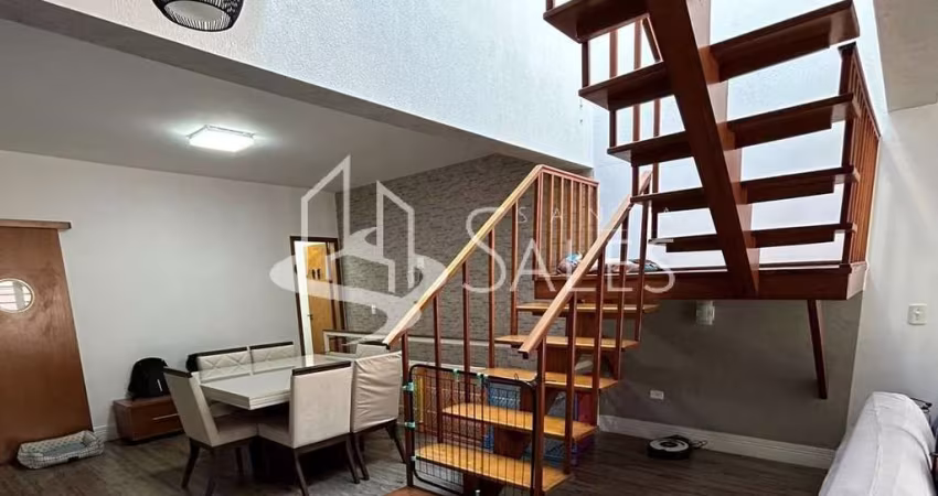 Imperdível oportunidade: Casa à venda na Vila Mariana, São Paulo-SP, com 3 quartos, 3 suítes, 2 salas, 3 banheiros, 6 vagas e 243m².