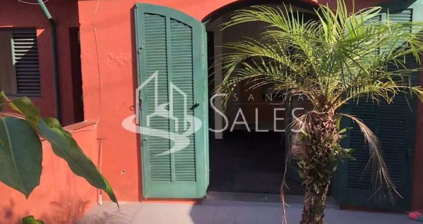 Imperdível sobrado à venda na Vila Mariana, SP: 3 quartos, 2 vagas, 322m² - SOBRADO, 3 DTS, SALA, COZINHA, 3 BANHS, TERRAÇO, LAVANDERIA.