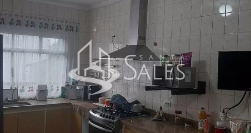 Sobrado com 3 Dormitórios, 1 Suite, 5 Vagas e Terraço