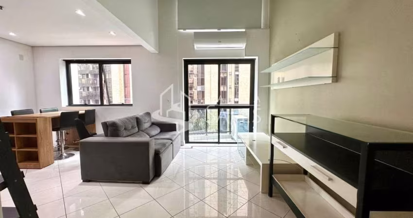 Imperdível! Apartamento à venda em Moema, São Paulo-SP: 2 quartos, 1 sala ampla, 2 banheiros, 2 vagas de garagem, 65m² de área.