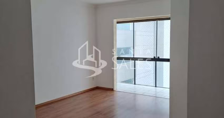Apartamento à venda na Vila Olímpia, São Paulo-SP: 3 quartos, 1 suíte, 3 banheiros, 2 vagas, 92m². Confira!