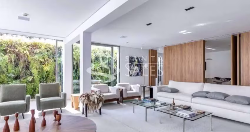 Residência imponente no brooklin paulista: casa assobradada de luxo com 5 quartos, 5 suítes e 700m² de área
