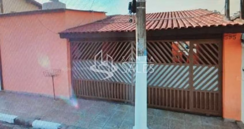 Casa à venda em Osasco-SP, bairro Ayrosa: 3 quartos, 1 sala, 3 banheiros, 2 vagas de garagem, 196m² de área. Confira já!