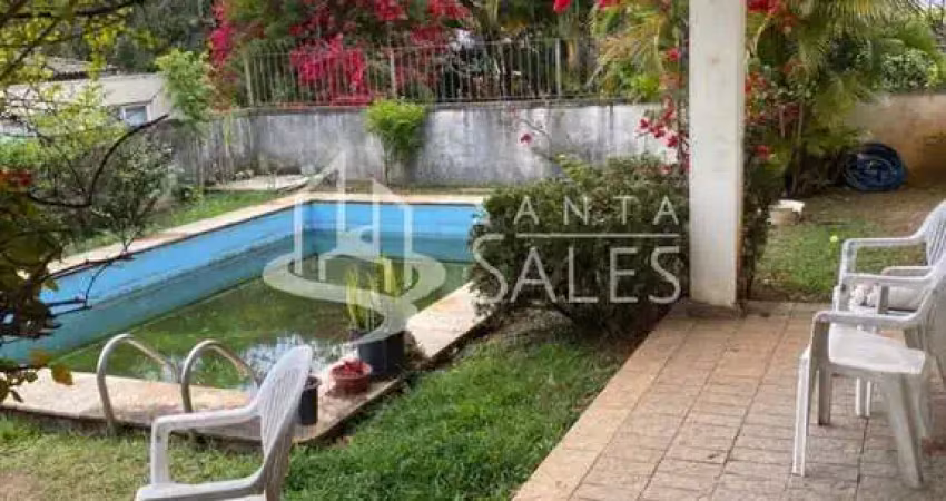 Maravilhosa casa de alto padrão à venda no morumbi, são paulo-sp: 4 quartos, 4 suítes, 3 salas, 4 banheiros, 4 vagas de garagem, 350m² de área.