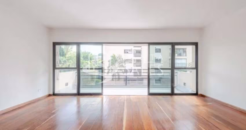 Apartamento de Luxo à Venda em São Paulo-SP - Real Parque: 3 Quartos, 3 Suítes, 3 Salas, 4 Banheiros, 3 Vagas, 240m². Venha Conferir!