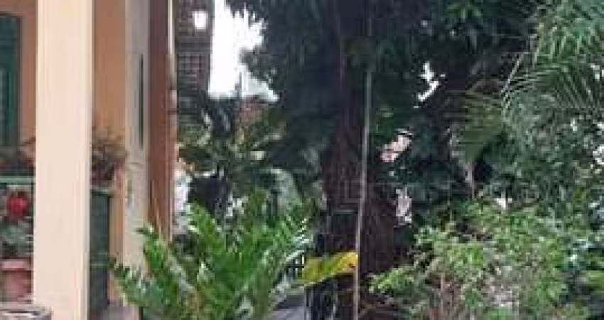 Casa 5 quartos em Fradinhos