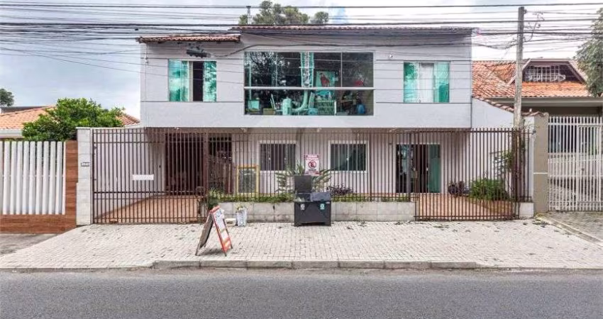 Sobrado com 4 quartos à venda em Santa Cândida - PR